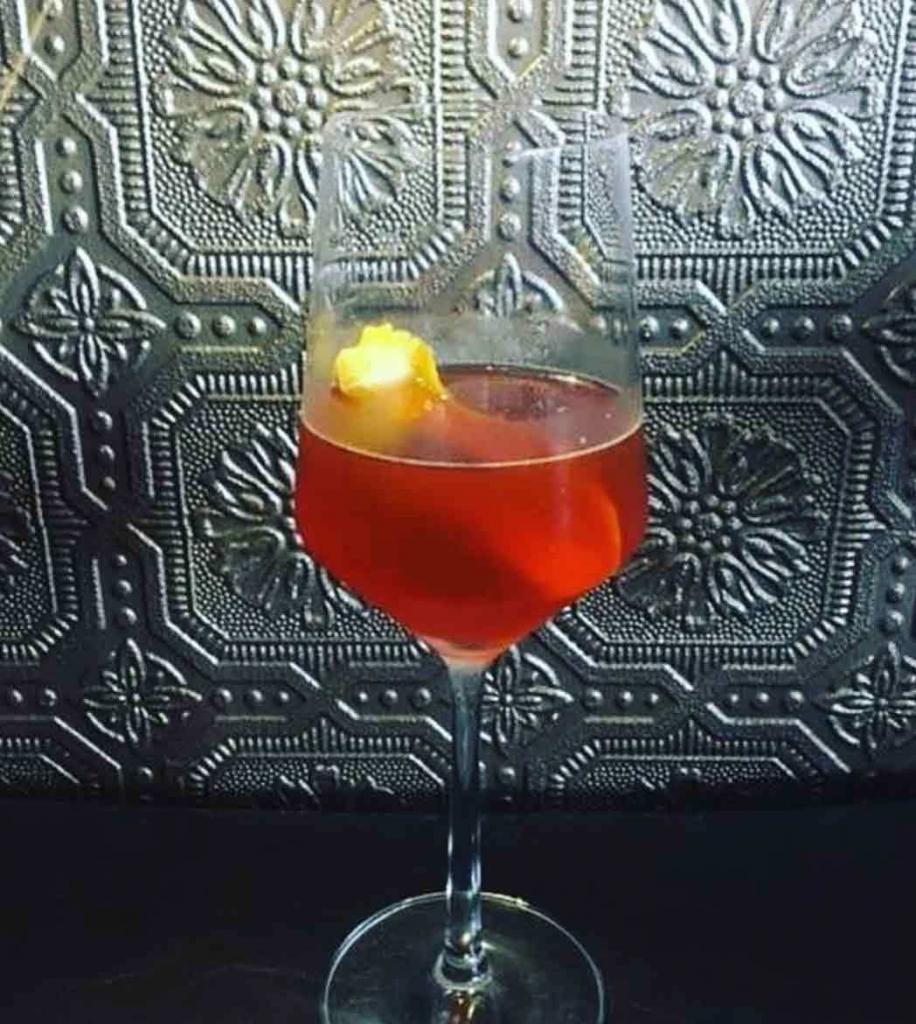 06 Canela Bistro & Wine Bar